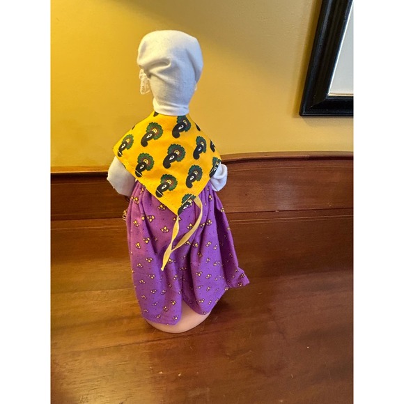 Amy Sylvette Creation Santon Woman‎ Carrying Basket & Grapes Florence Collection - Picture 2 of 3